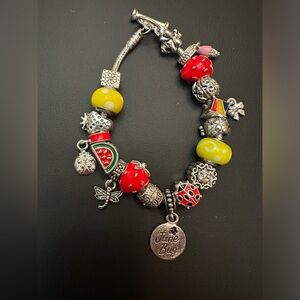 Willabee And Ward “June Bug” Charm Bracelet Size 8”